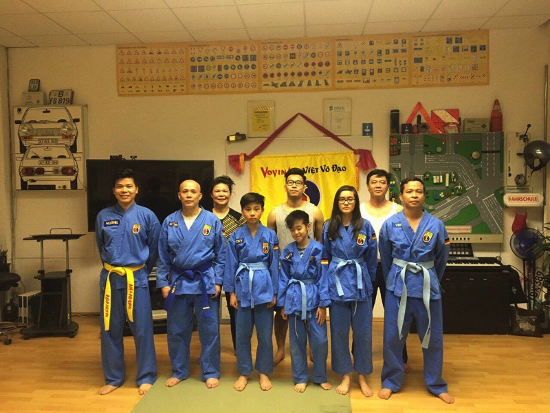 Vovinam Berlin bei der Fahrschule Hoan Kiem
